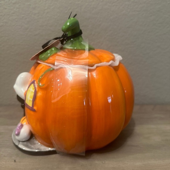 Sale! Hello Kitty Pumpkin Canister/Jar - Picture 3 of 7